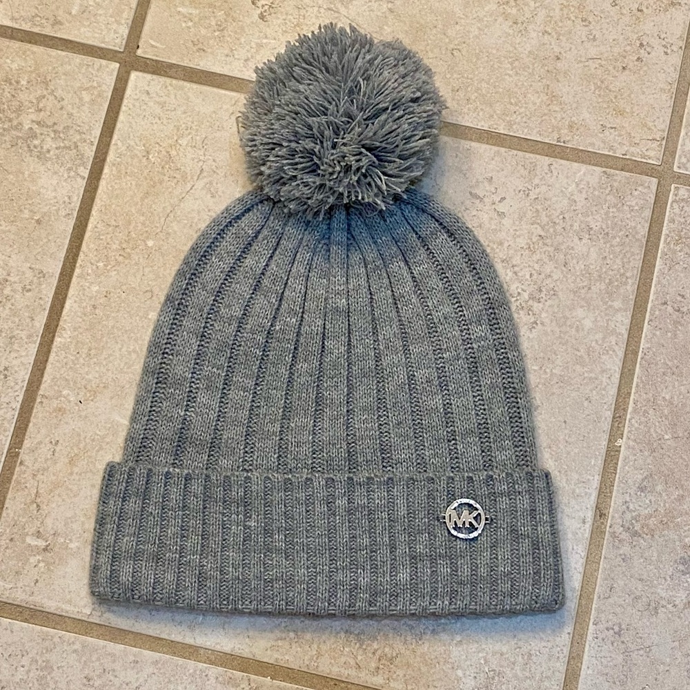 Michael Kors Knit Beanie Hat with PomPom Light Gray